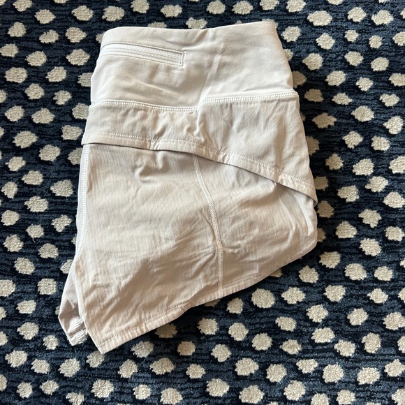 lululemon athletica white Women Shorts - Picture 1 of 5